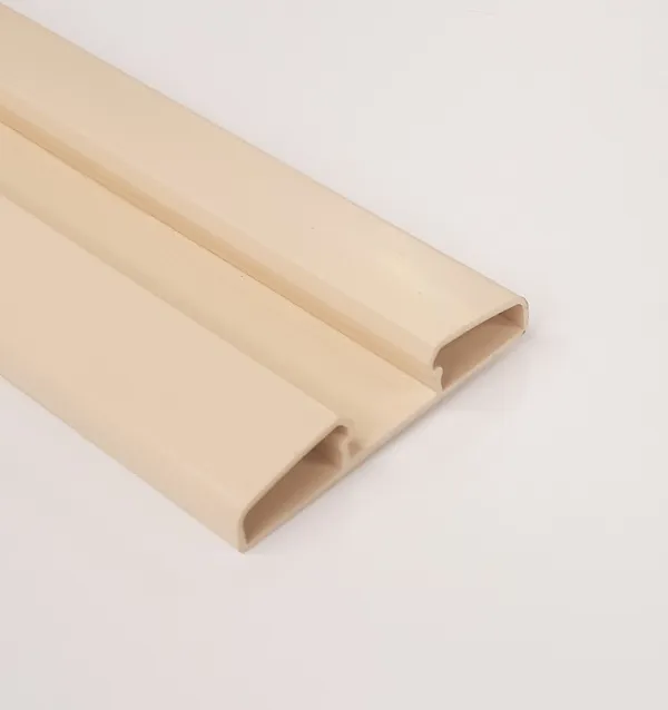 Image du produit BARRE ECHARPE PVC SABLE de Polydis Plastiques