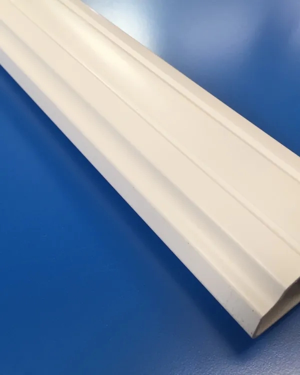 Image du produit LISSE MOULURE BLANC 60X26 MM de Polydis Plastiques
